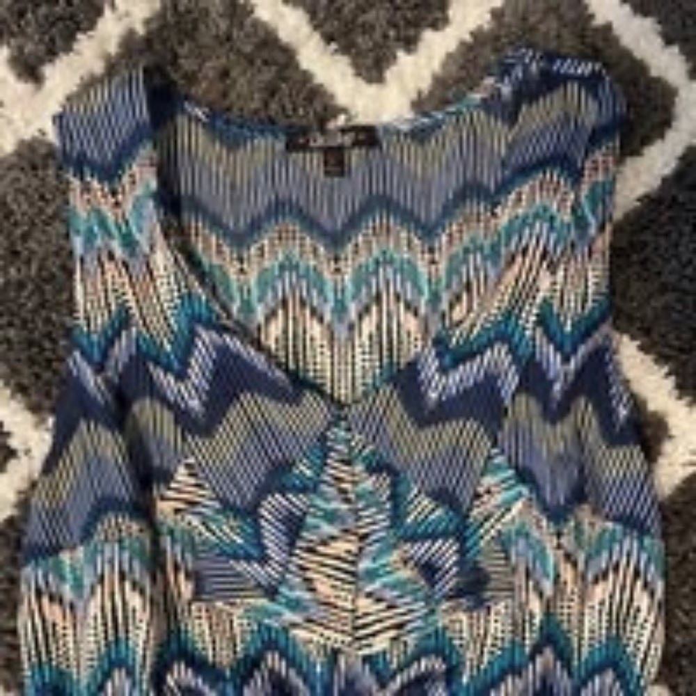 Dress - Picture 3 of 5